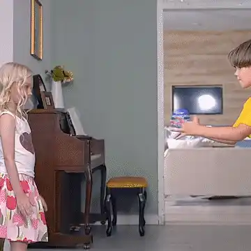 Kids playing with the Flying Spinner Ball